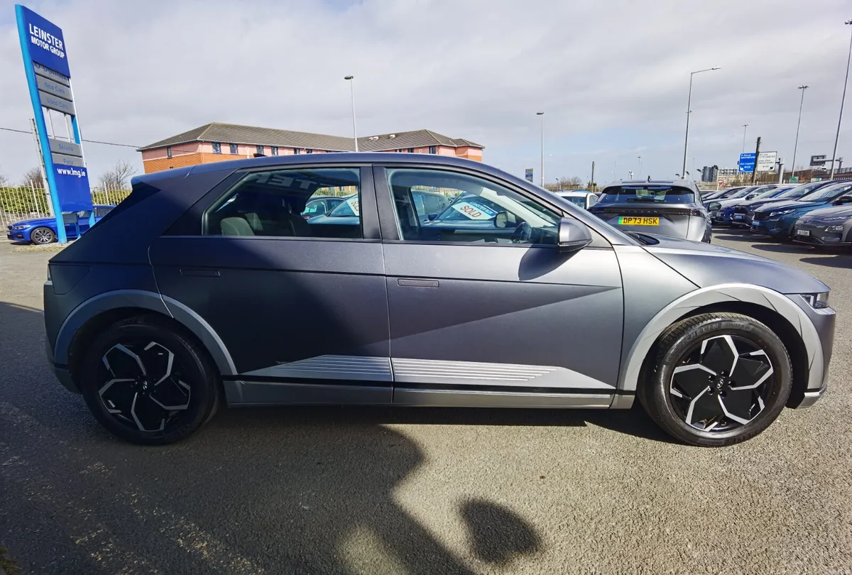 HYUNDAI IONIQ 5 77KWH PREMIUM - Image 4