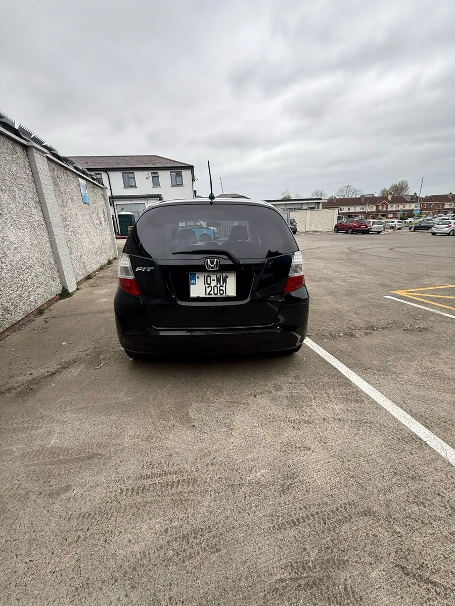 Honda fit - Image 2
