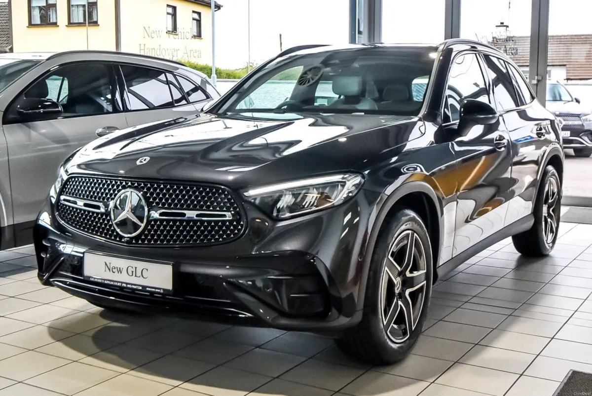 Mercedes-Benz GLC Demo 220d AMG 4Matic Night Pack - Image 4