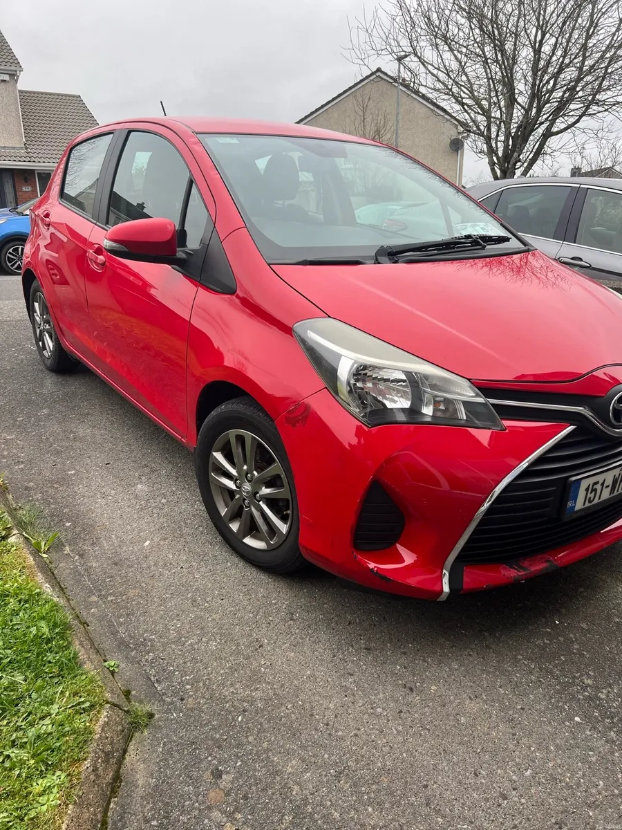 Toyota Yaris 15 - Image 2