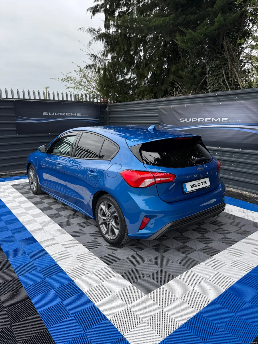 Ford Focus 2020 ST LINE - Image 6