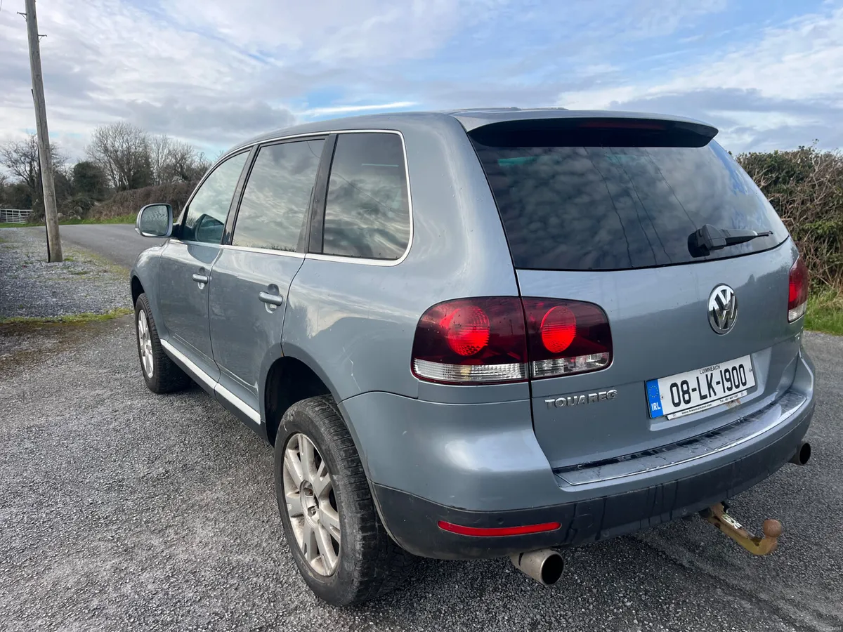 Volkswagen Touareg 2008 - Image 4