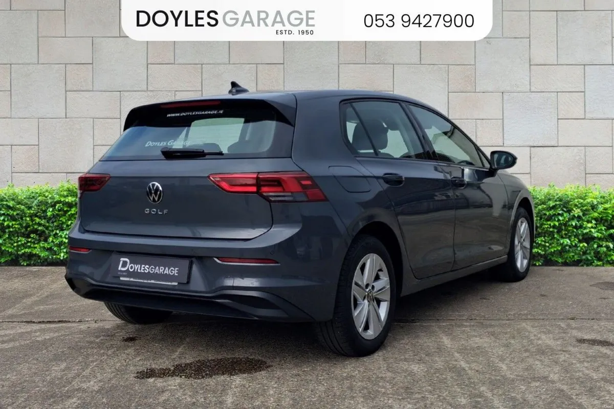 Volkswagen Golf Life 1.0 TSi Petrol 110bhp - Image 4