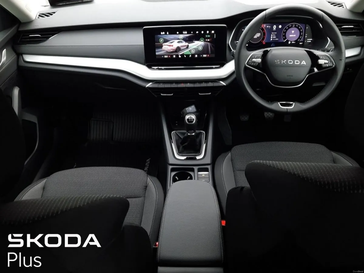 Skoda Octavia **LAST ONE IN STOCK**SELECTION 2.0TD - Image 2