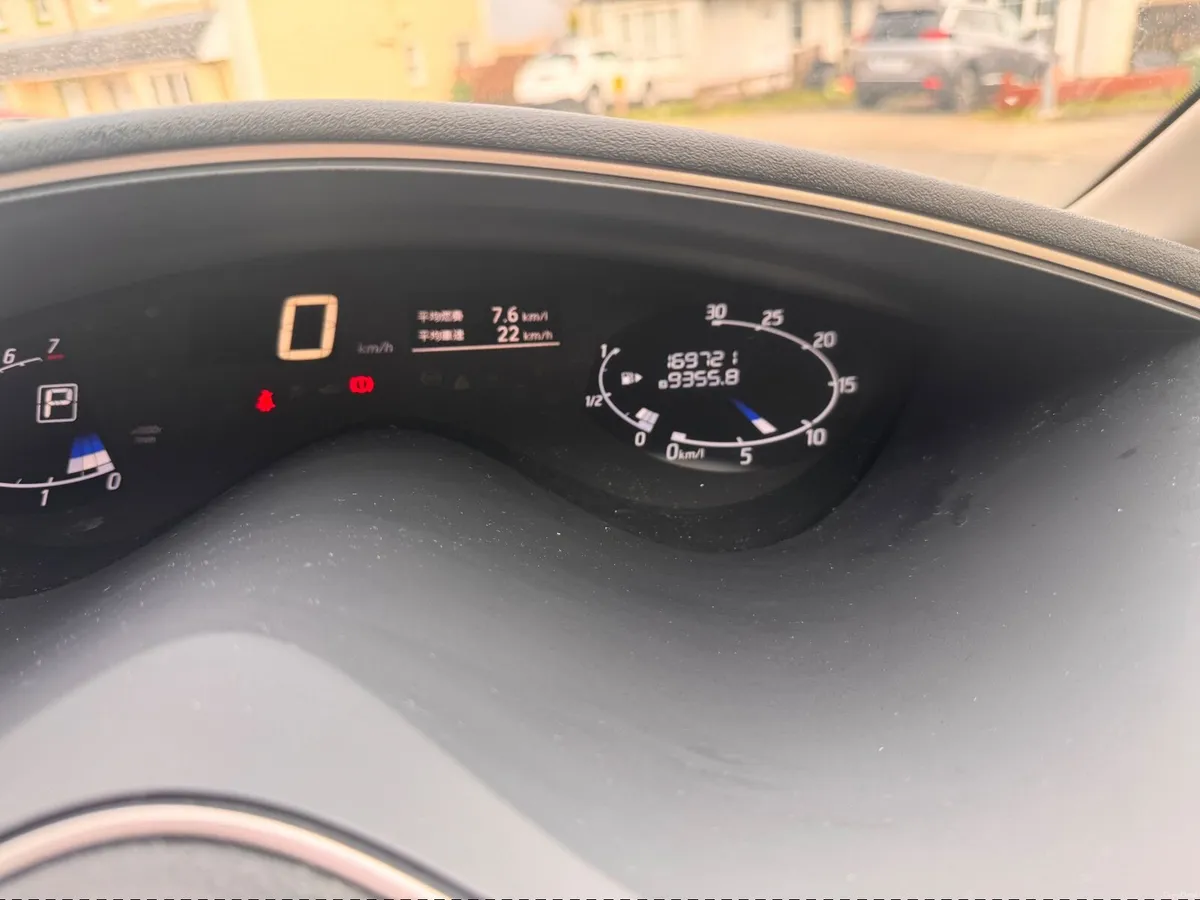 Nissan Serena 2014 - Image 2