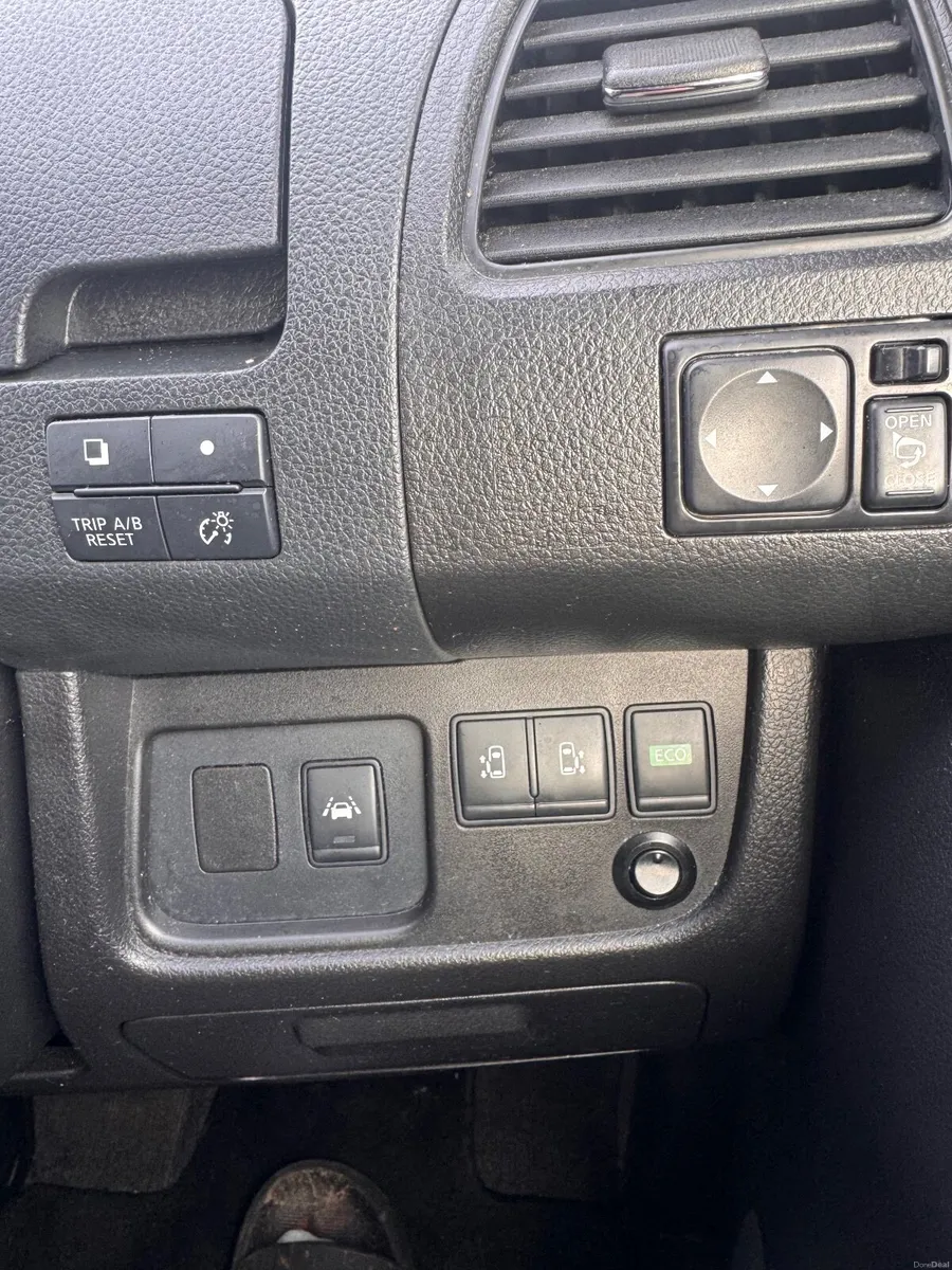 Nissan Serena 2014 - Image 4