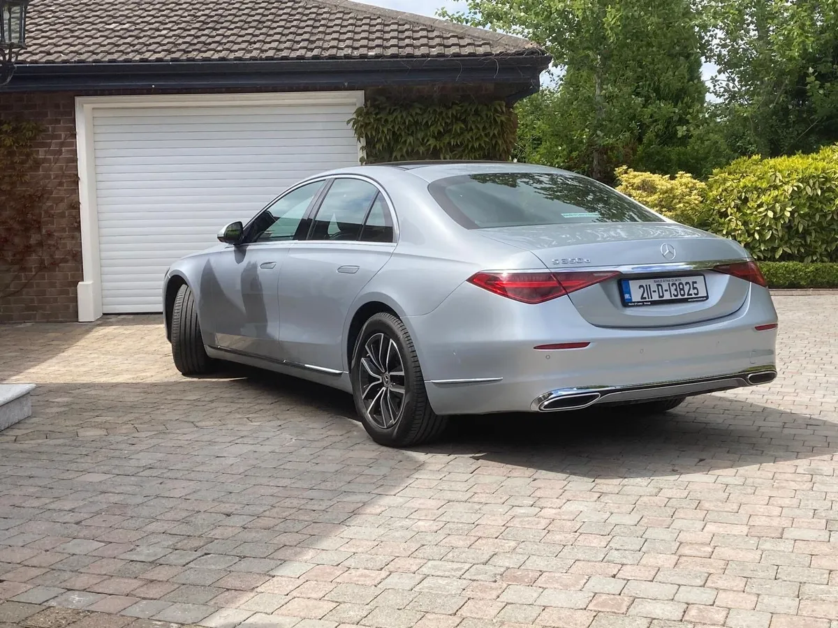 221 Mercedes S Class 350d - Image 2