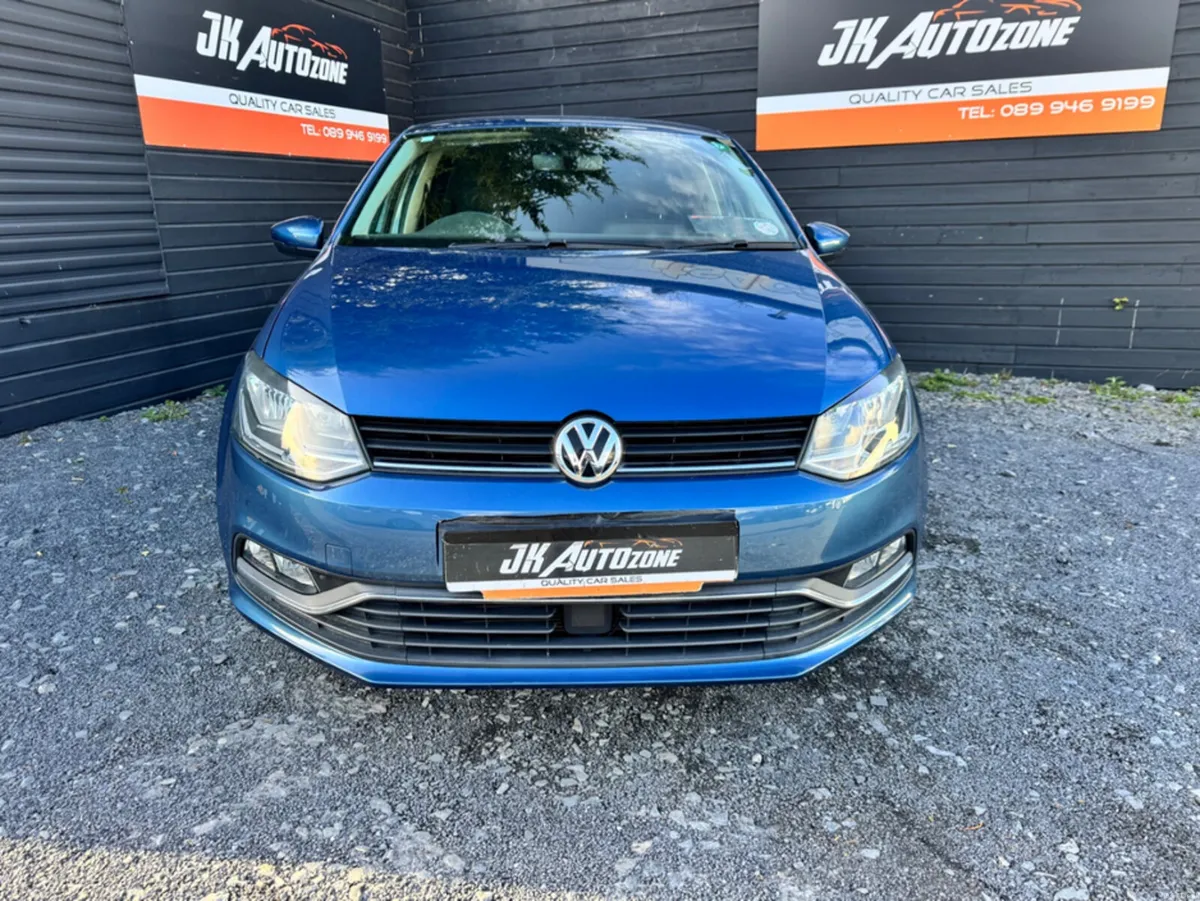 Volkswagen Polo 1.2 TFSI AUTO HIGH SPEC - Image 2