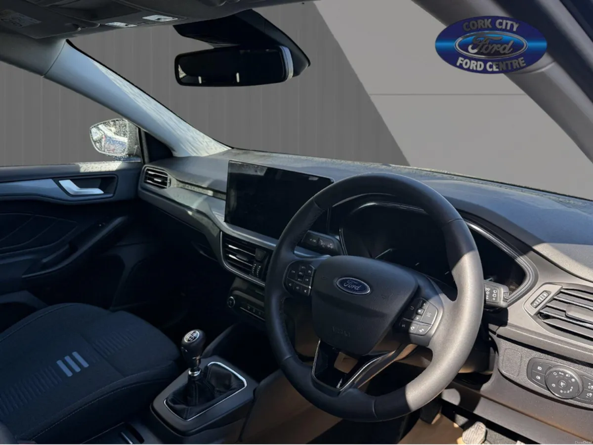 Ford Focus ACTIVE 5DR 1.0T 125 M6 FW - Image 2