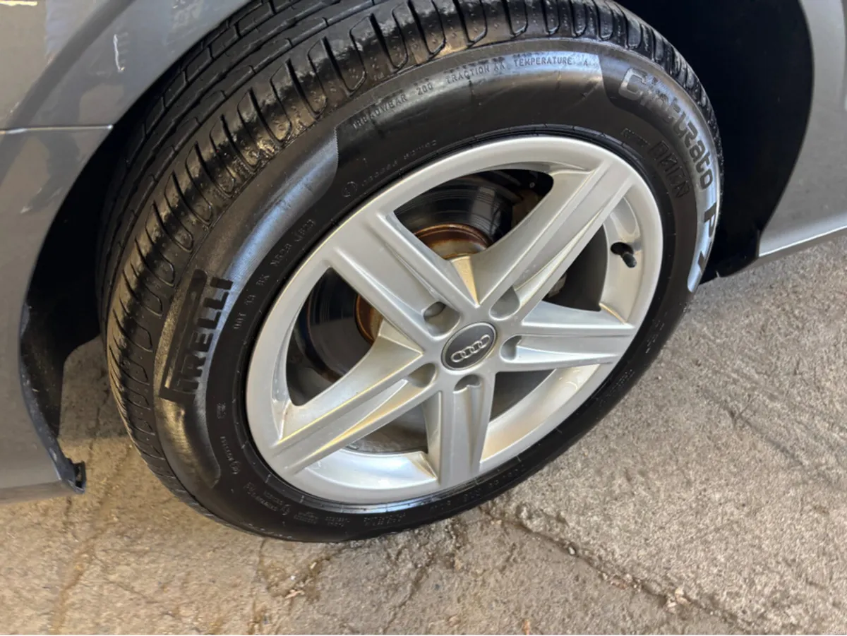Audi A3 1.4 TFSI STRONIC Saloon Only 47000 kms - Image 4