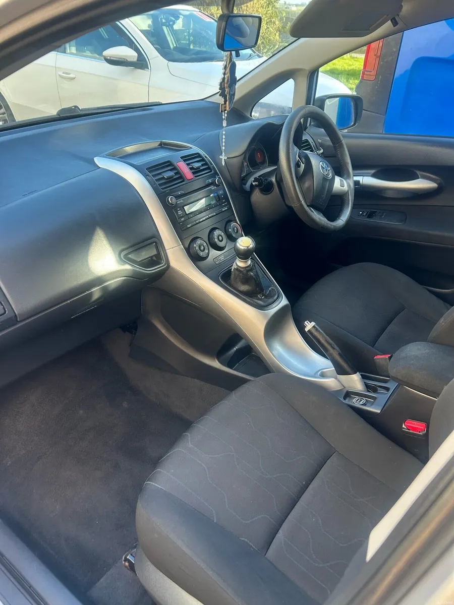 Toyota Auris - Image 4
