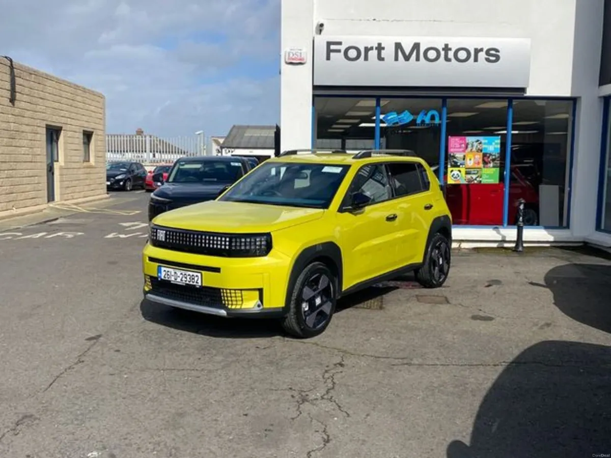 Fiat Grande Panda LA Prima 1.2 110HP 5DR AUT MHEV - Image 3