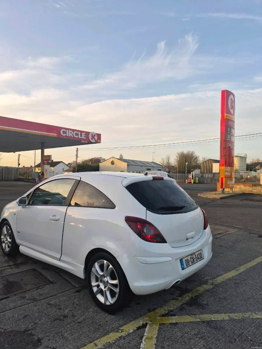 Vauxhall Corsa 2009 1.2 PETROL - Image 2