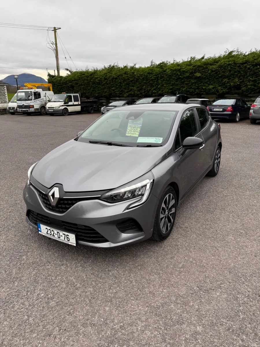 Renault Clio 2023 - Image 3