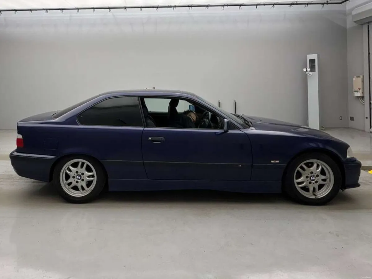 𝟭𝟵𝟵𝟴 𝗕𝗠𝗪 𝟯𝟭𝟴𝗶𝘀 𝗔𝘂𝘁𝗼 - Image 4