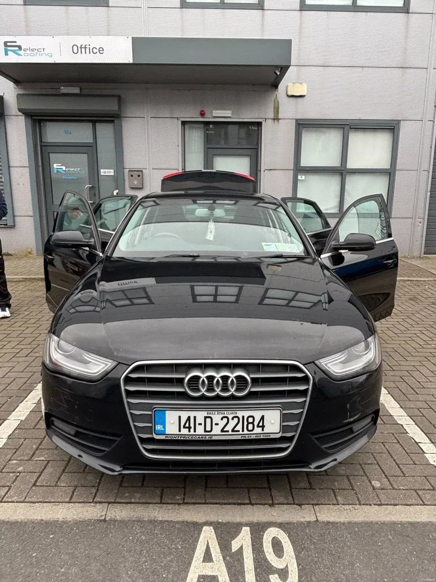 Audi A4 2014 - Image 2