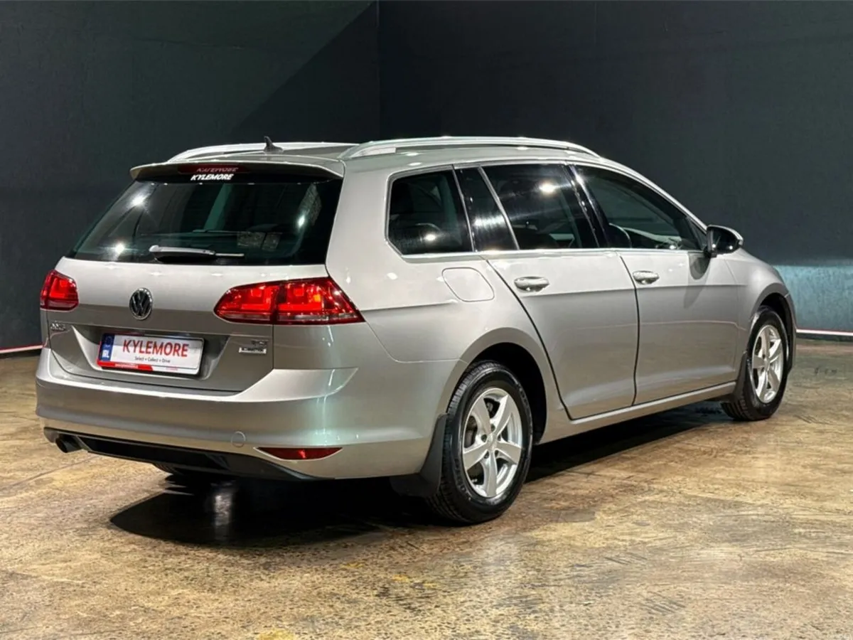 Volkswagen Golf 1.2 AUTOMATIC TSI COMFORT LINE - A - Image 4