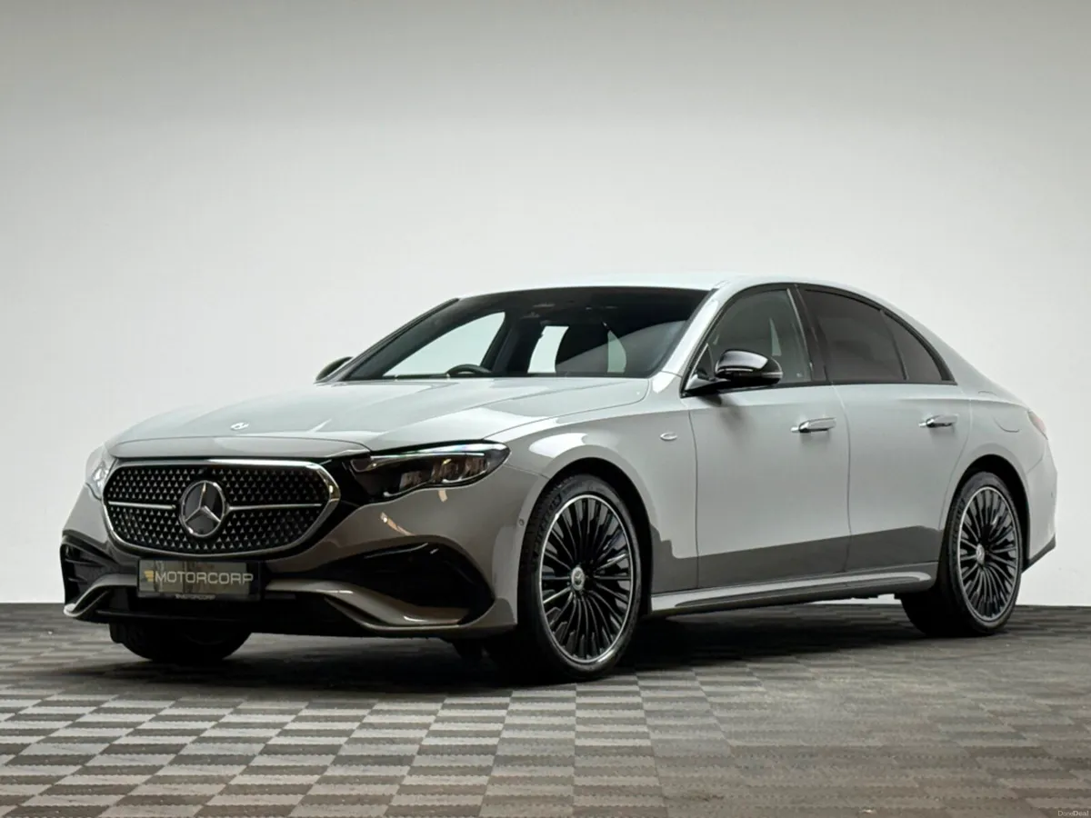 Mercedes-Benz E-Class E300E URBAN EDITION - Image 3