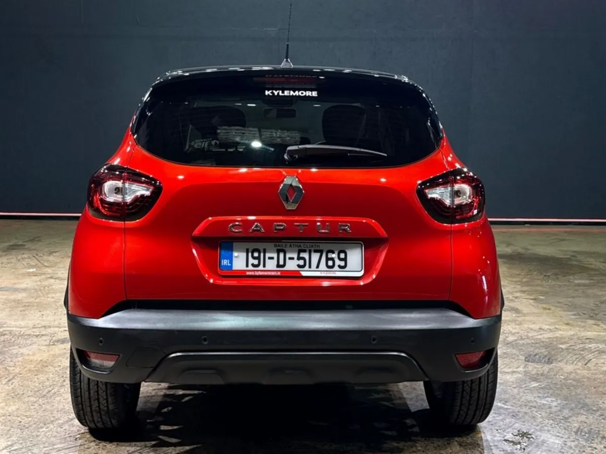 Renault Captur 1.5 DCI Iconic 90BHP 5DR - Image 4
