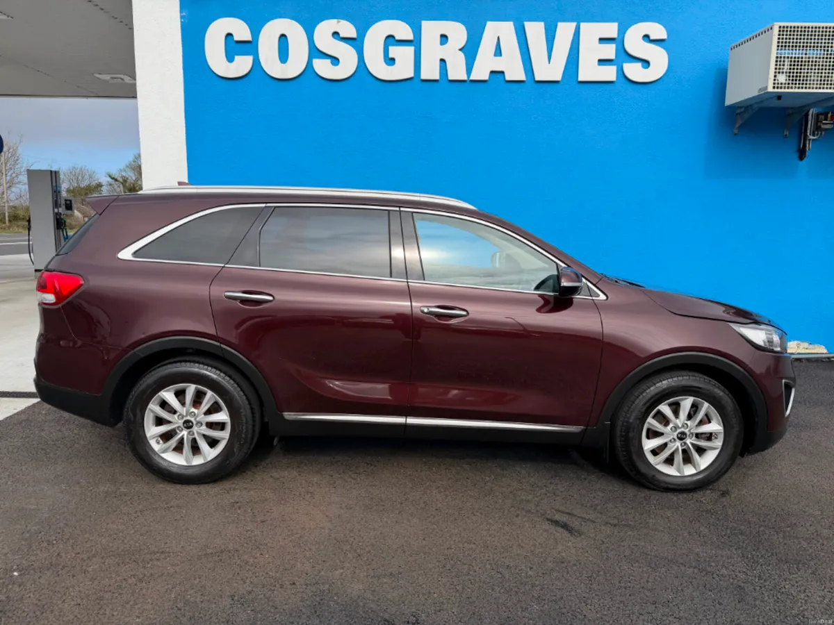 Kia Sorento 7 SEATER Platinum 4X2 5DR *FULL LEATHE - Image 2