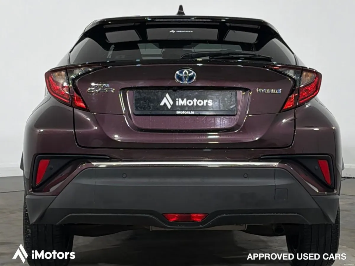 Toyota C-HR DESIGN HYBRID AUTOMATIC - Image 4