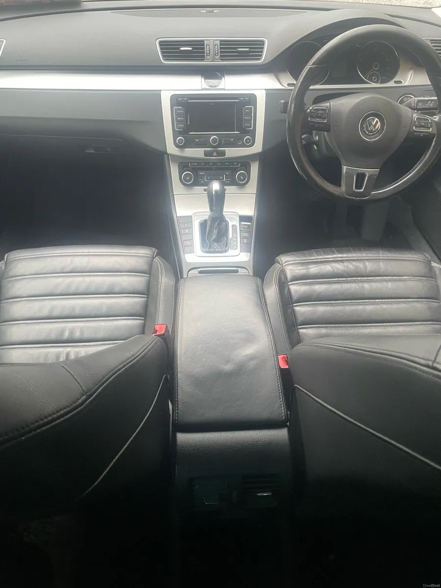 Volkswagen Passat cc - Image 2