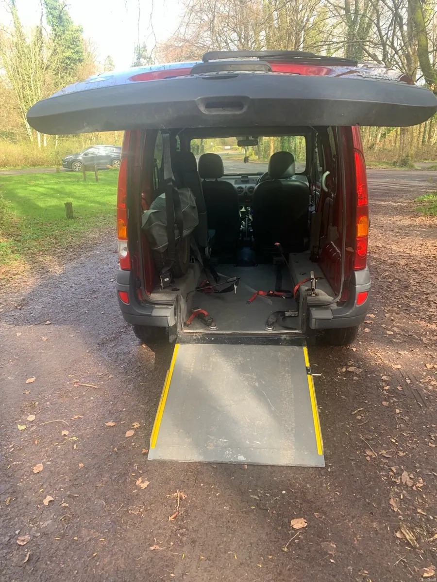 Renault kangoo wheel chair car - Image 3