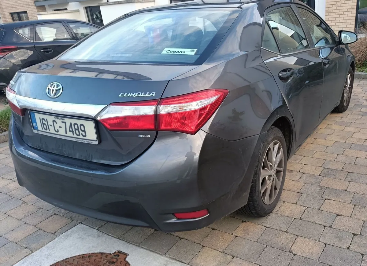 Toyota Corolla 2016 - Image 2