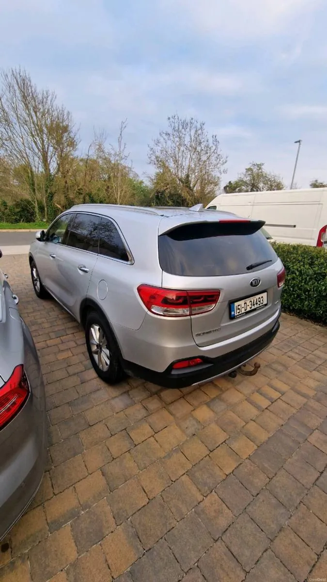 2015 Kia Sorento Platinum AWD – 7 Seater – Top Spe - Image 3