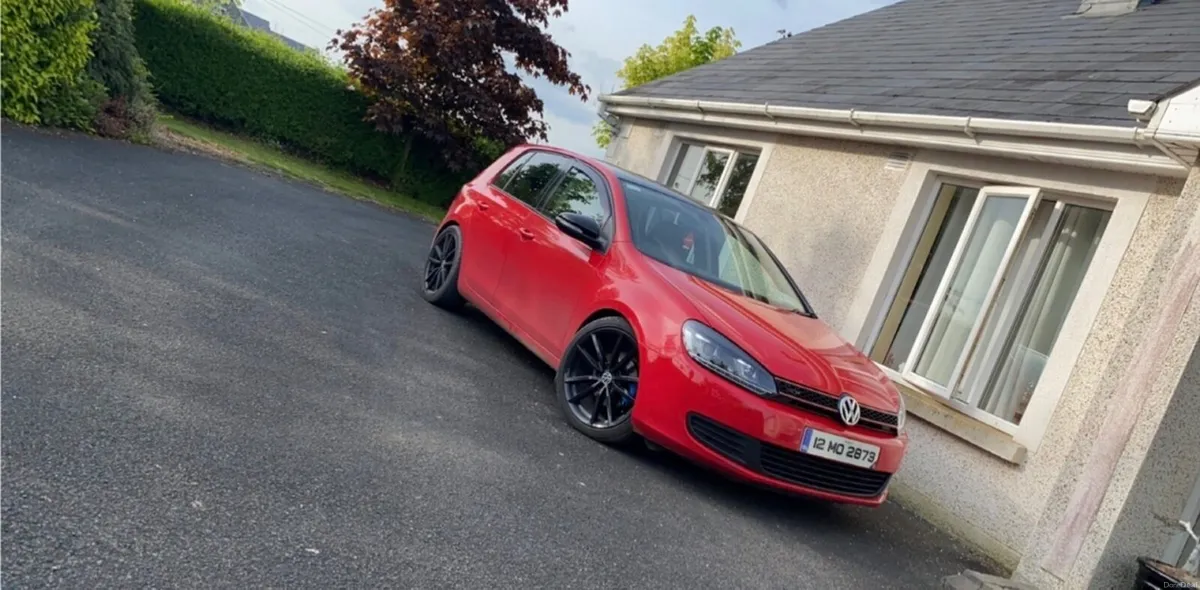 Volkswagen Golf 2012 - Image 1