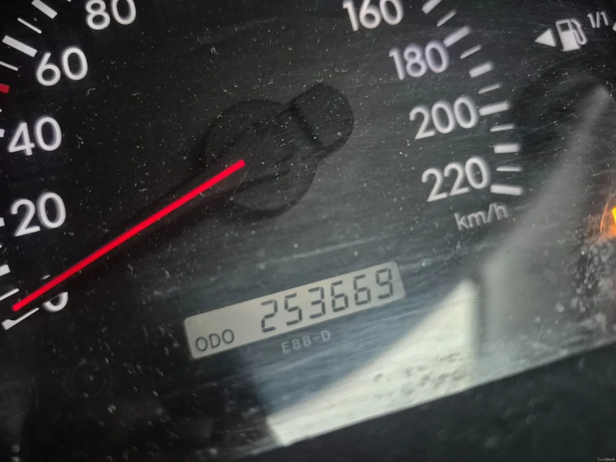 Toyota Corolla 2005 - Image 4