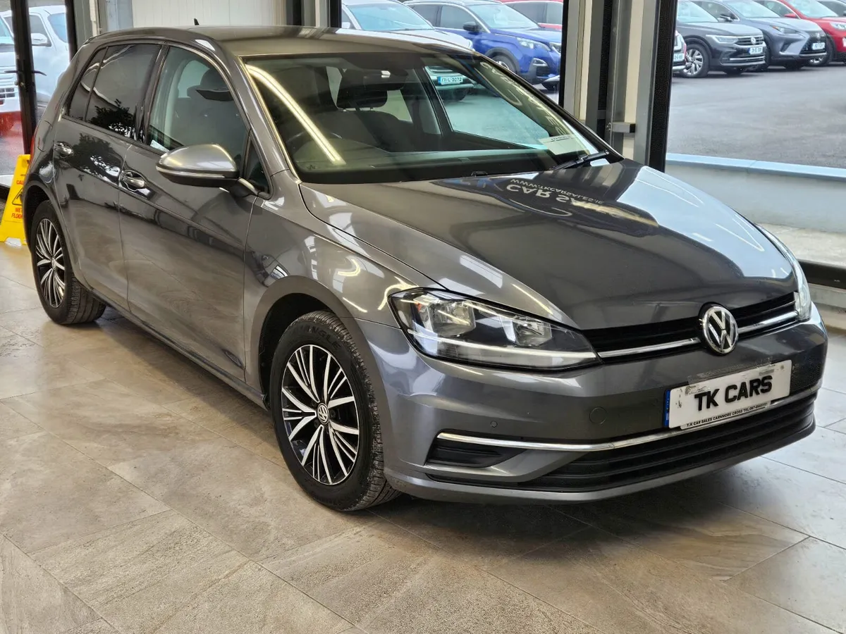 17 VOLKSWAGEN GOLF HIGHLINE - Image 1