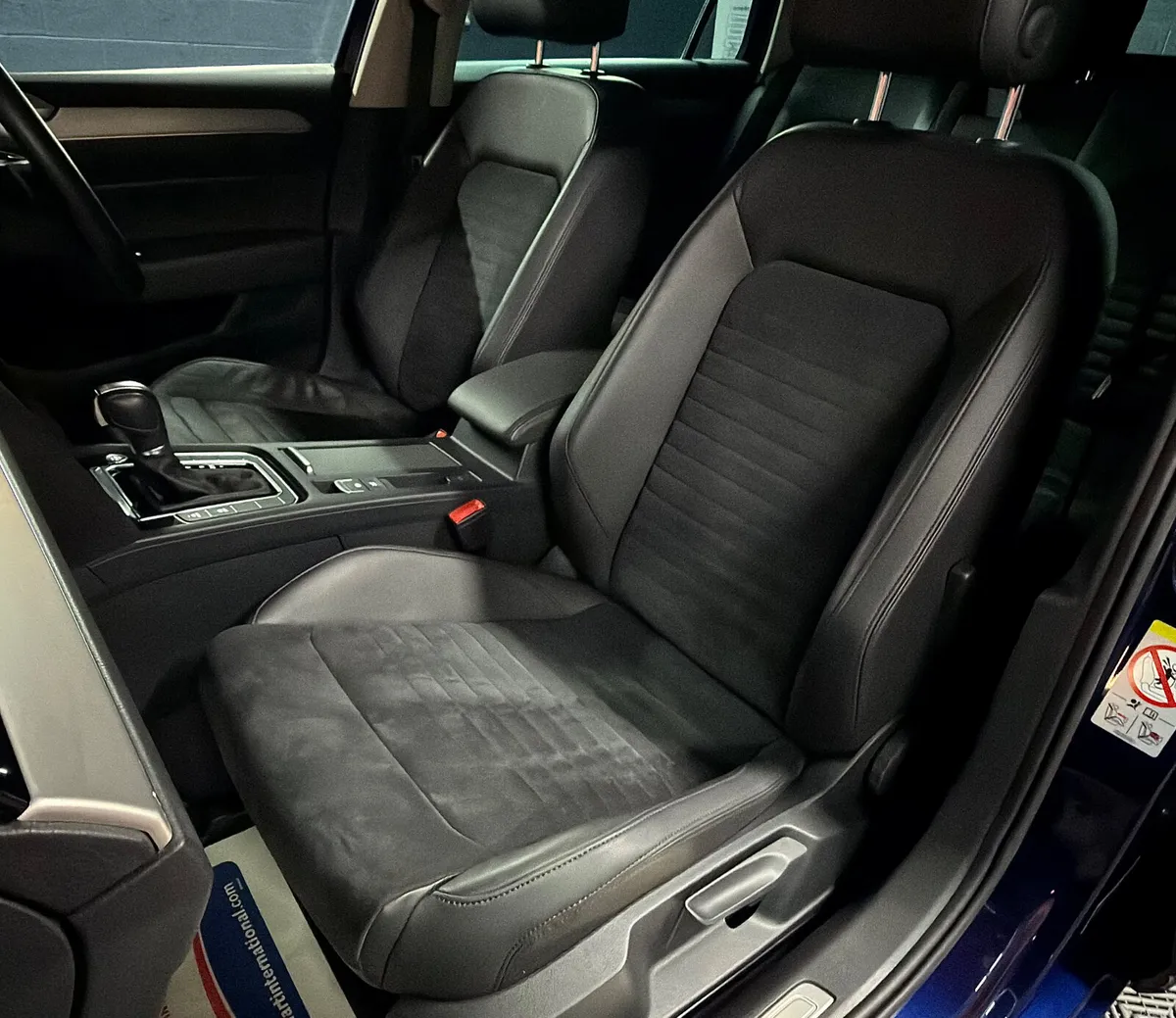 2018 Volkswagen Passat Estate 2.0L TDi Auto 150BHP - Image 5