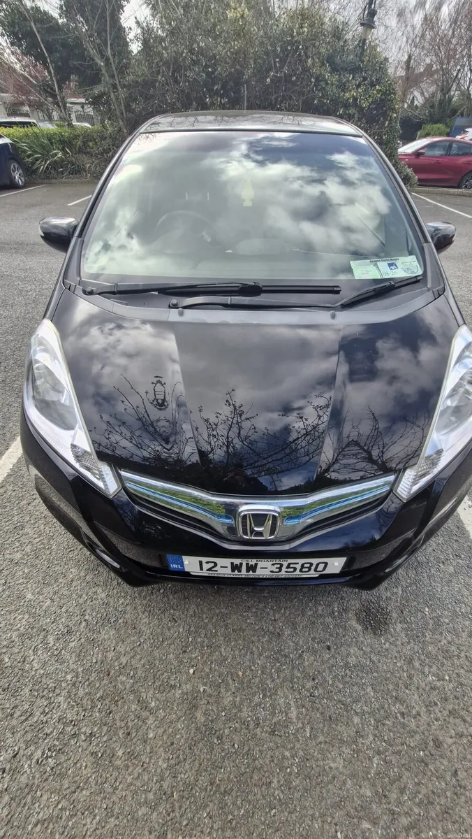 HONDA FIT HYBRID - Image 1