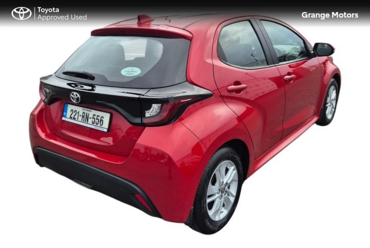 Toyota Yaris 1.0 LUNA MANUAL**NEW MODEL**LOW MILEA - Image 3