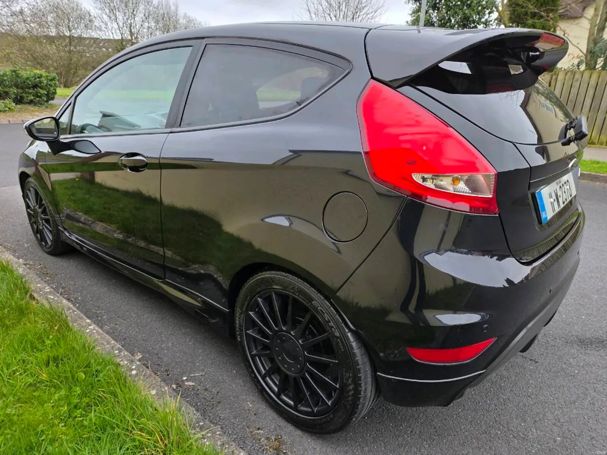 Fiesta Metal Edition New NCT - Image 2