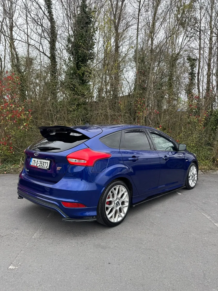 171 Ford Focus ST Line - Image 4
