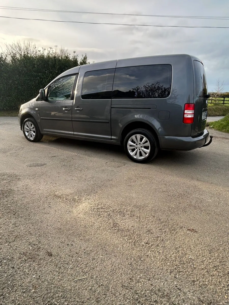 2015 Volkswagen Caddy maxi life, 7 seats - Image 4