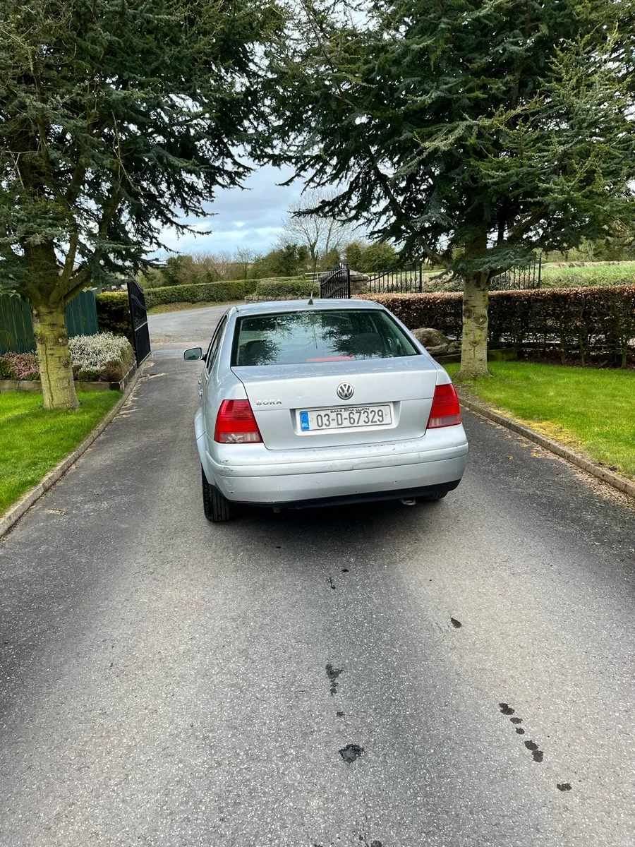 Volkswagen bora - Image 4