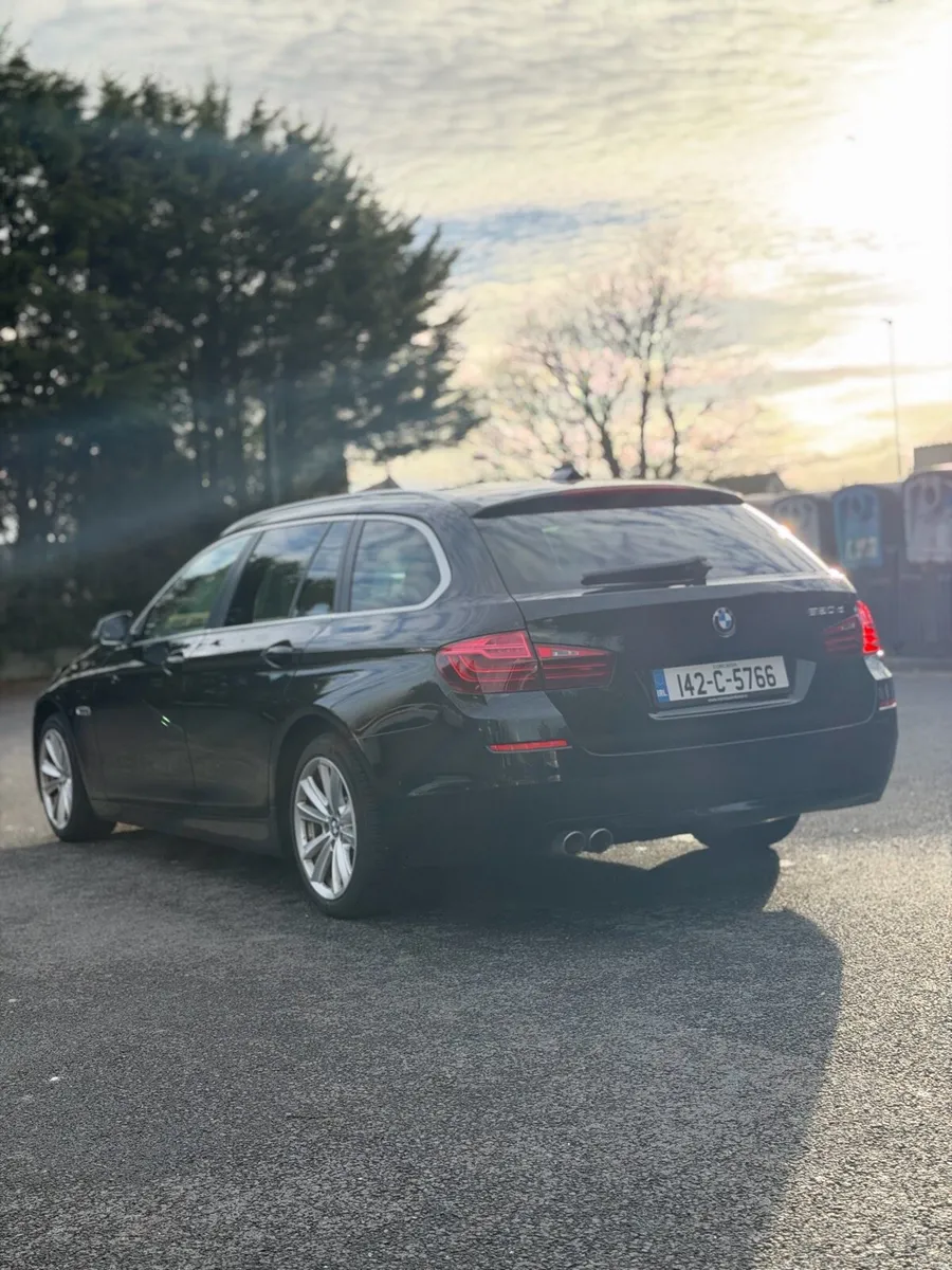 BMW 520d SE 2014 | 2.0 Diesel | Manual | Leather - Image 3