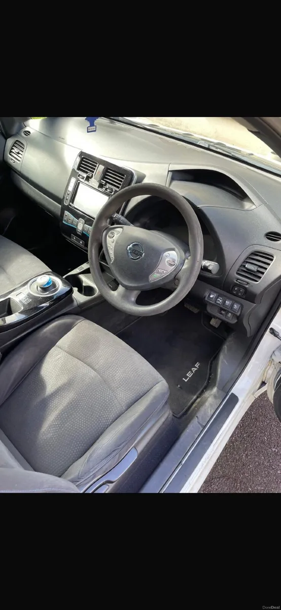 Nissan Leaf 2015 - Image 4