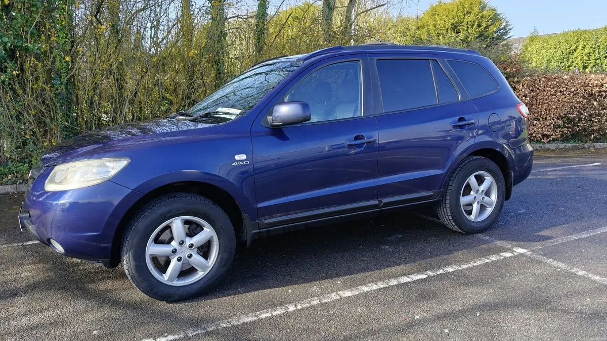 Hyundai Santa FE 2.2 4WD 7 Seats New Nct 3/27 Tax - Image 1