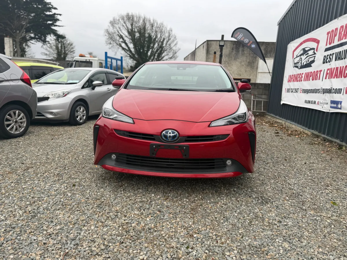 Toyota Prius 2019 **S Touring ** - Image 2