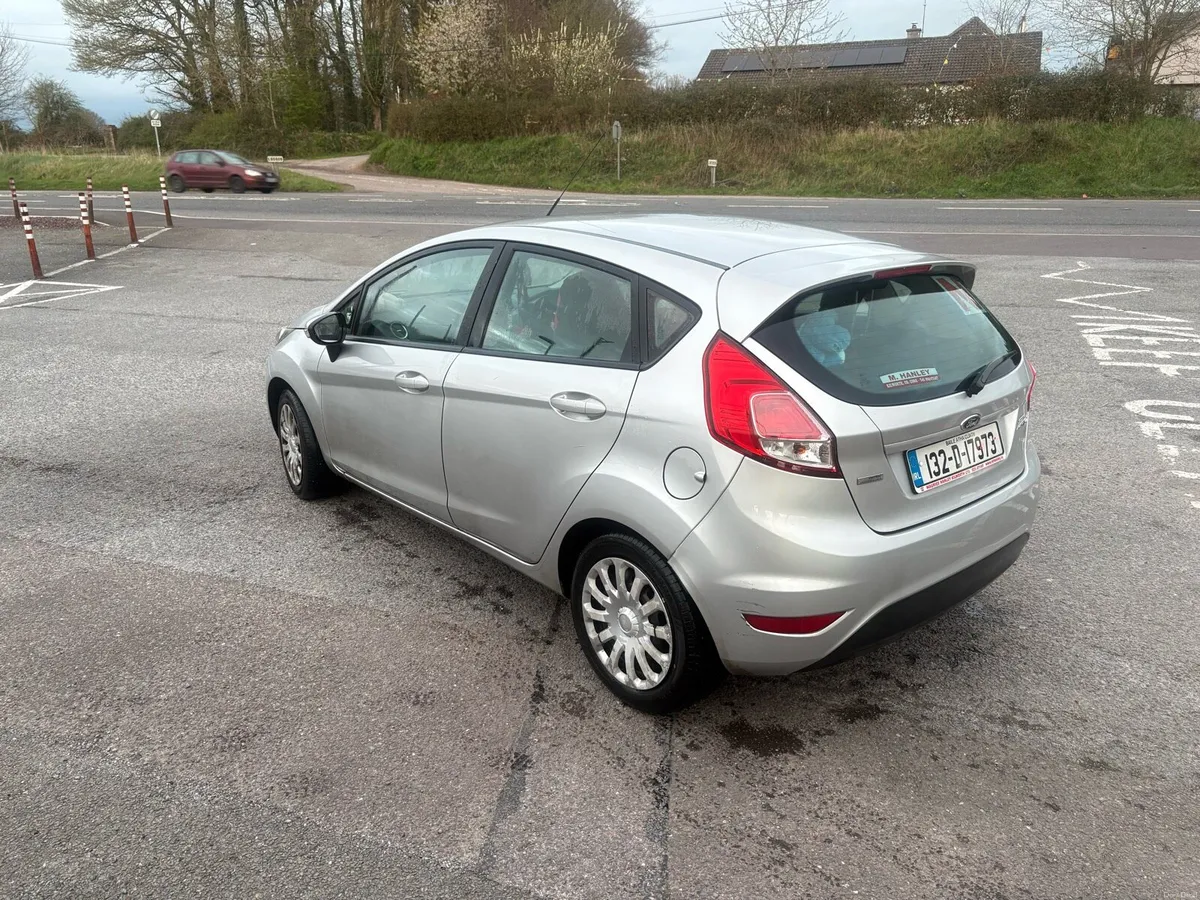 Ford fiesta - Image 3
