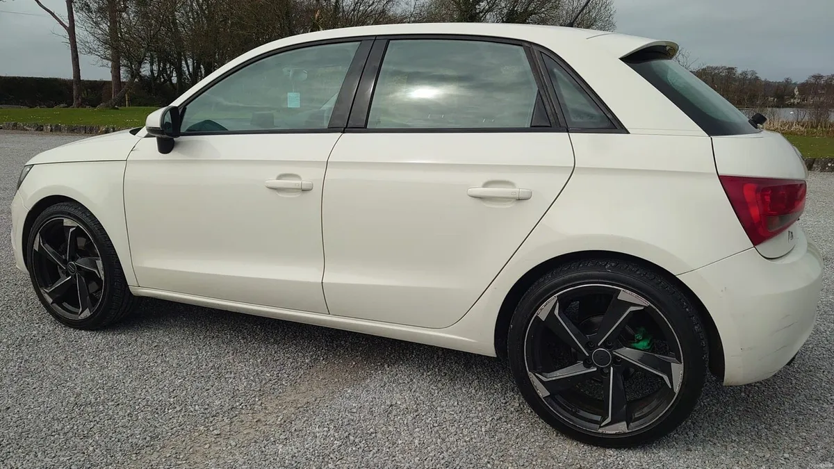 Audi A1 - Image 2