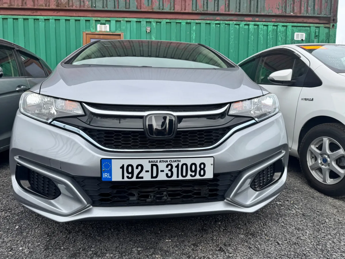 Honda Fit 2019 - Image 2