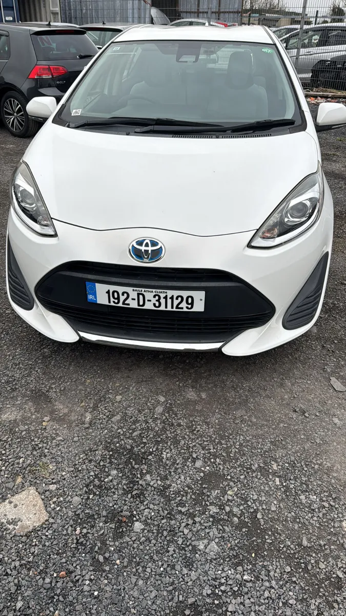 Toyota Aqua 2019 - Image 2