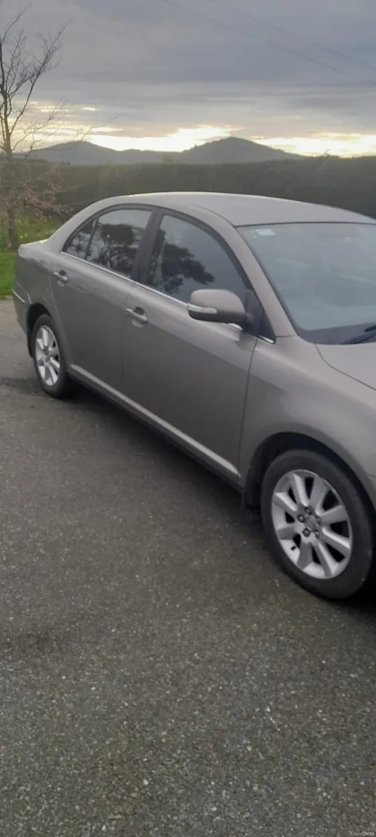 Toyota Avensis 2007 - Image 2