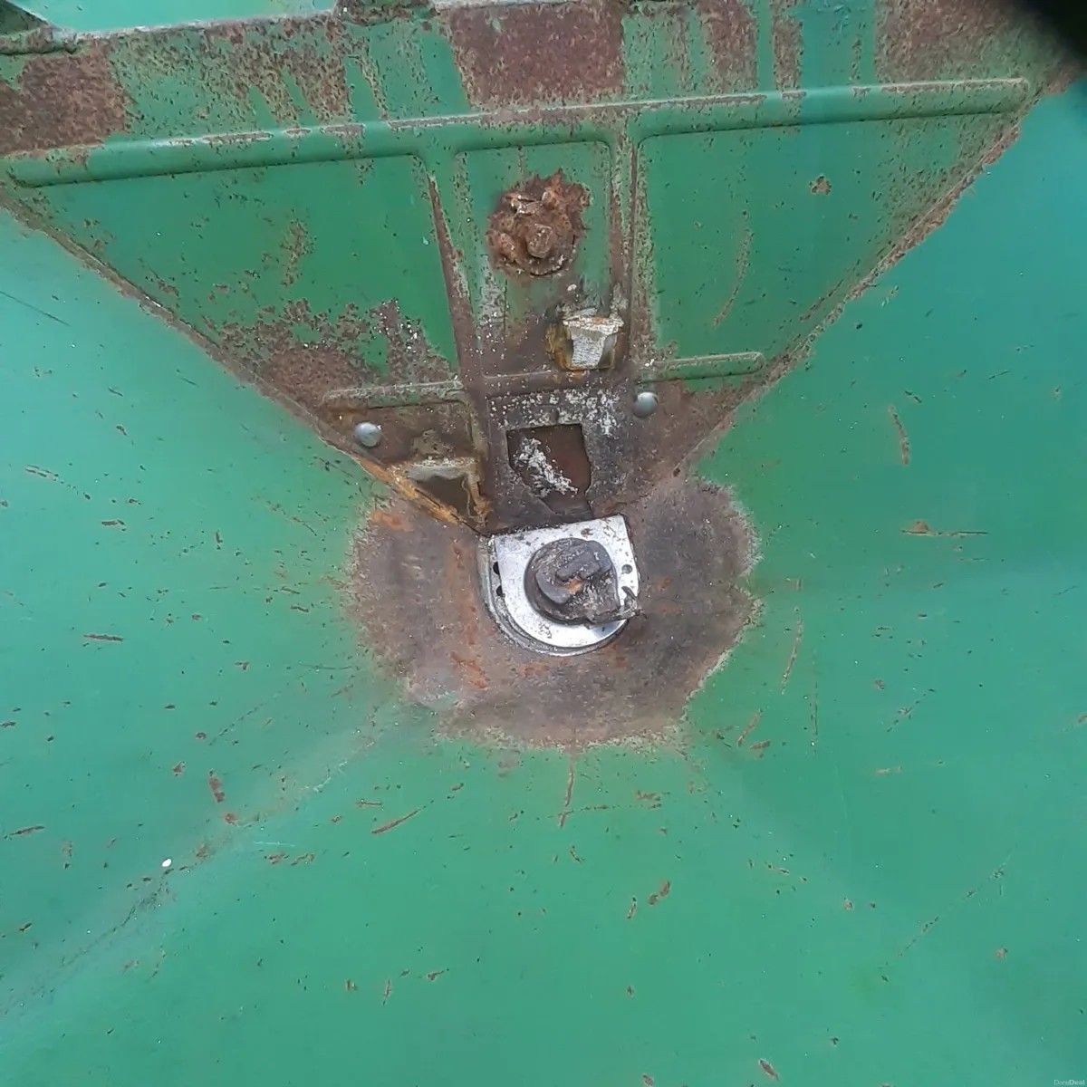 Sower for sale in good condition ready for work - Image 2