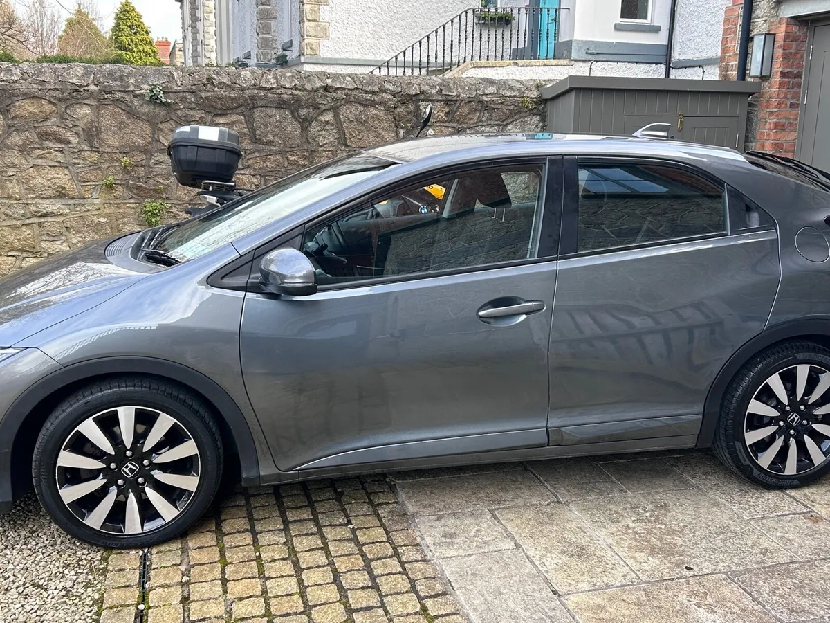 Honda Civic 1.5 2017 - Image 2